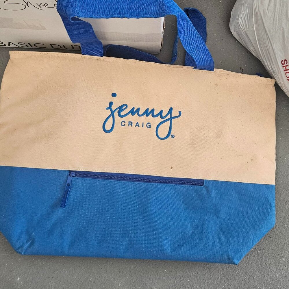 Extra extra large refrigerated carry bag